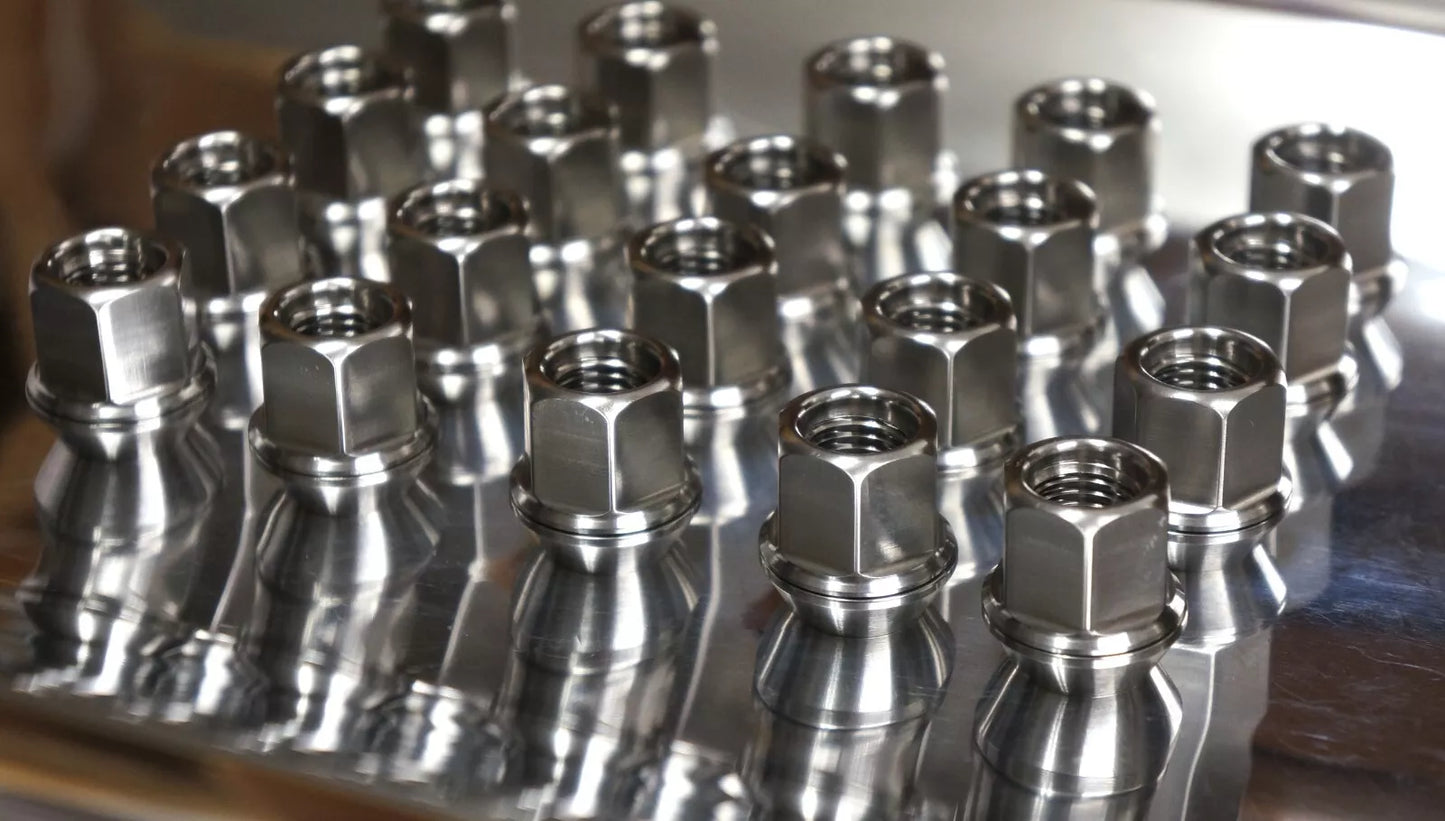 20x Titanium Lug Wheel Nut Set 12x1.5 Floating Titanium Seat 60 deg HEX17